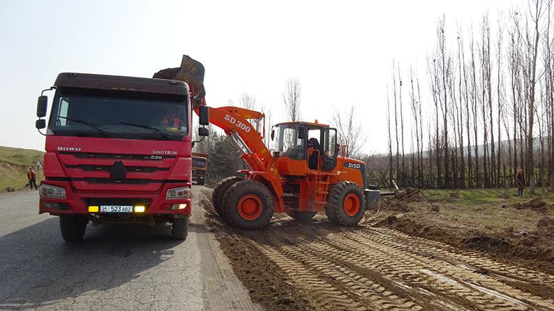 Bişkek - Oş yolunun 67km-lik Madaniyyat - Calalabad hissəsinin (km507,5- km 574,5) yenidənqurulması,
Qırğız Respublikası